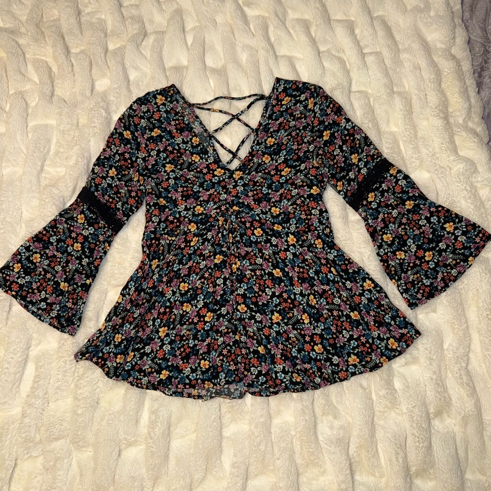 Floral Bell Sleeve Top